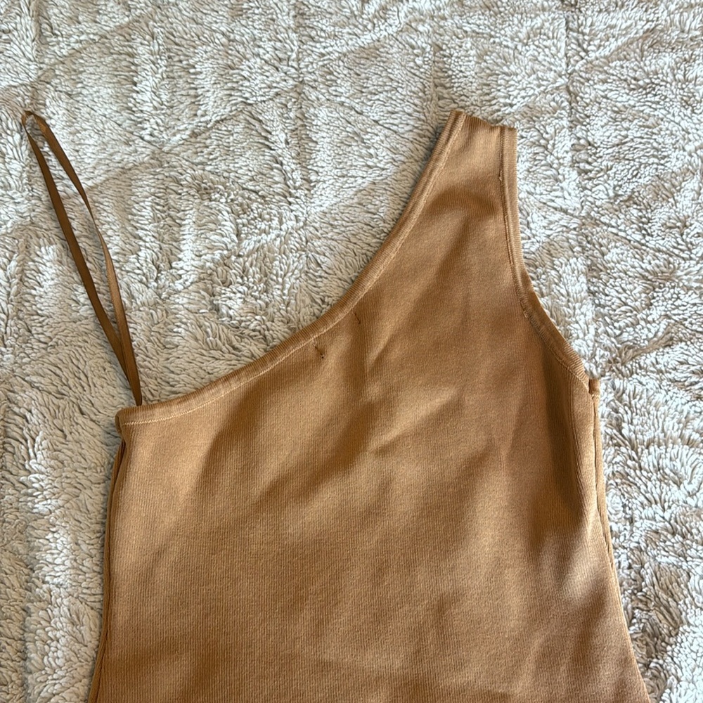 One Shoulder Top - Picture 4 of 4